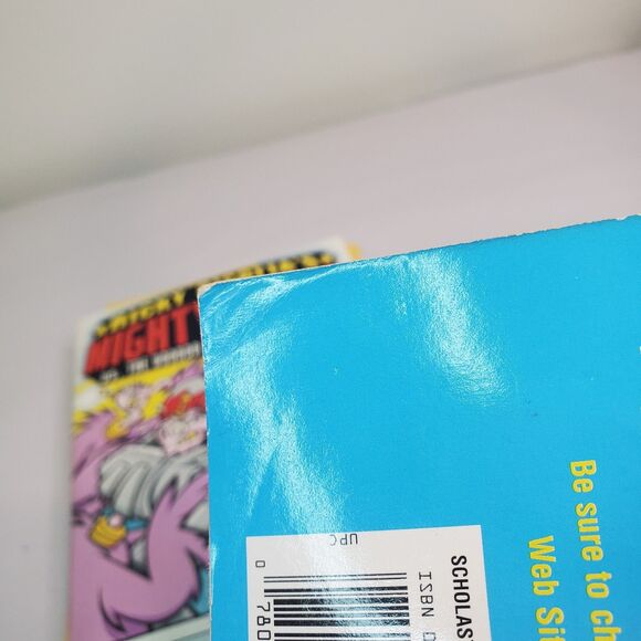 Lot of 3 Ricky Ricotta's Mighty Robot Books (1-3) Dav Pilkey & M. Ontiveros READ - Picture 10 of 13